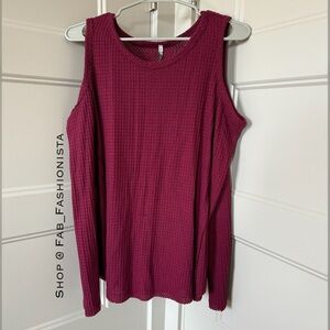 Women's Cold Shoulder Top Burgundy raw hem long sleeve waffle knit size large
